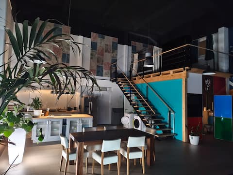 Loft in a former power plant (Schallzentrale)