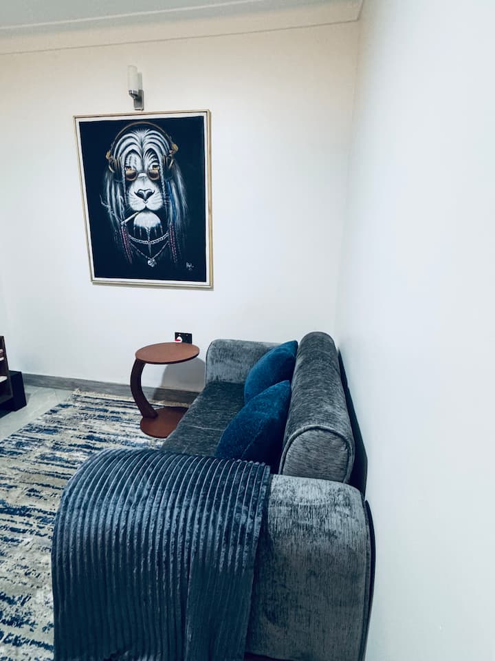 1br Stay Near Bahai Temple – W/wi-fi, Ac, Smart Tv - Kampala
