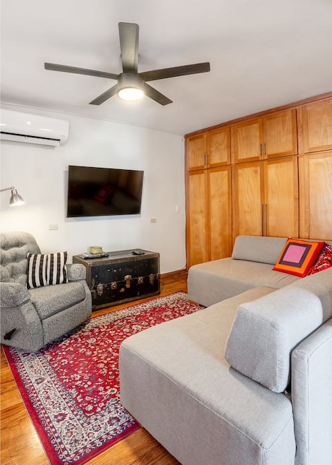 Popular Airbnb listing: Centrally located, Independent, Wi-Fi, Parking for 2 cars in Chihuahua