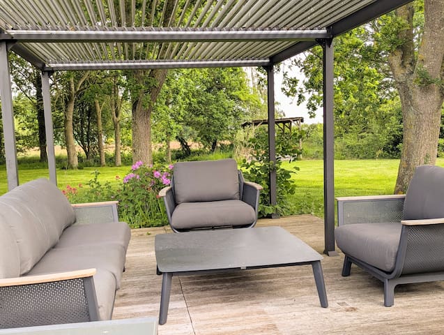 Les logements Lomy managed Airbnb listing 2