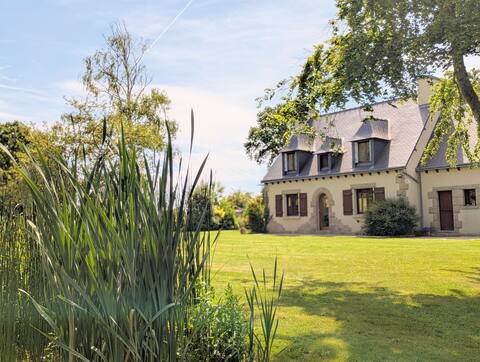 Large Breton House – Beachfront