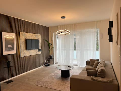 Deluxe Apartment 12