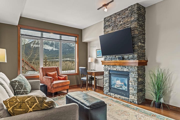 Stoneridge Mountain View - Heated Pool & Hot Tub - Canmore