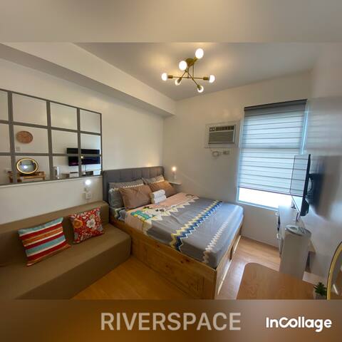 Studio with Queen Bed & Netflix beside W. MALL