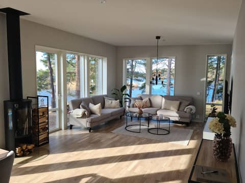 Top performing Airbnb: Holiday homes near the sea. in Mönsterås