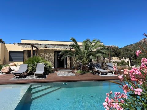 Cozy villa with pool in Balagne