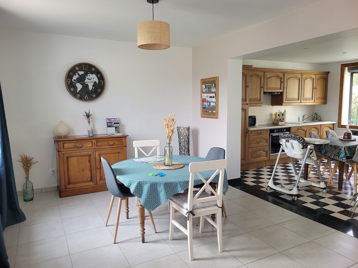 Annonce Airbnb populaire: La Butte des Moulins gîte with parking à Saint Valery Sur Somme