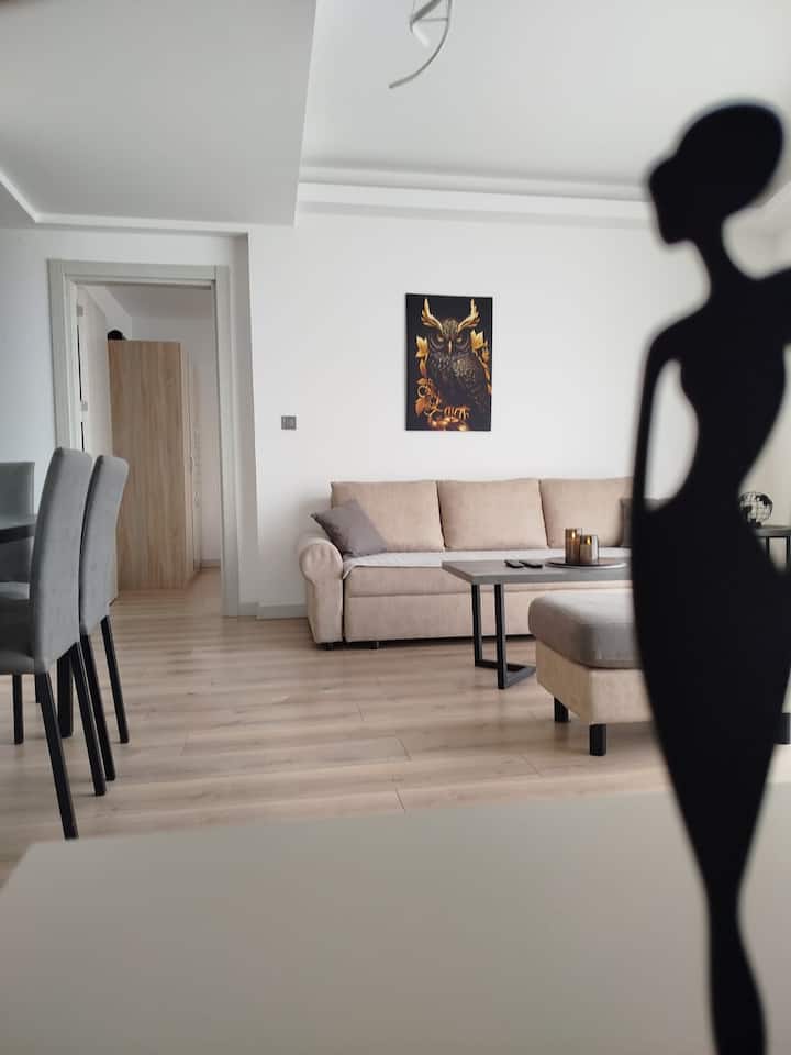 19th Floor Modern Condo With Pool/fitness/parking - North Macedonia