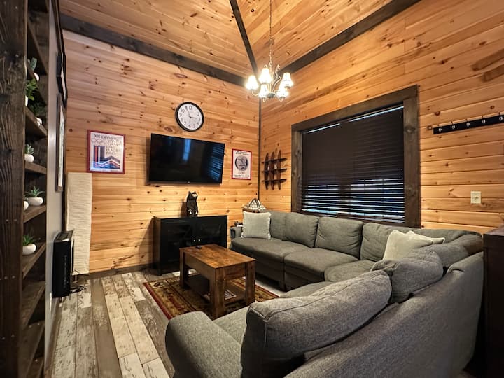 2br Adk Style Condo #9- Walk To Main & Mirror Lake - Lake Placid, NY