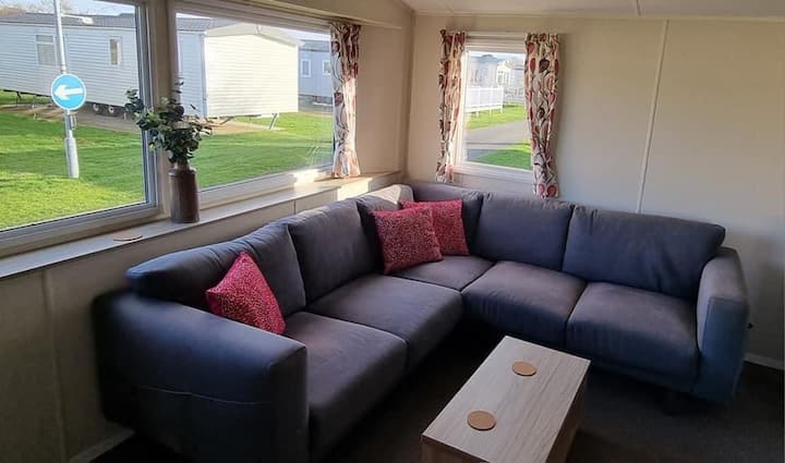 Sunny Days At Cherry Tree! - Great Yarmouth