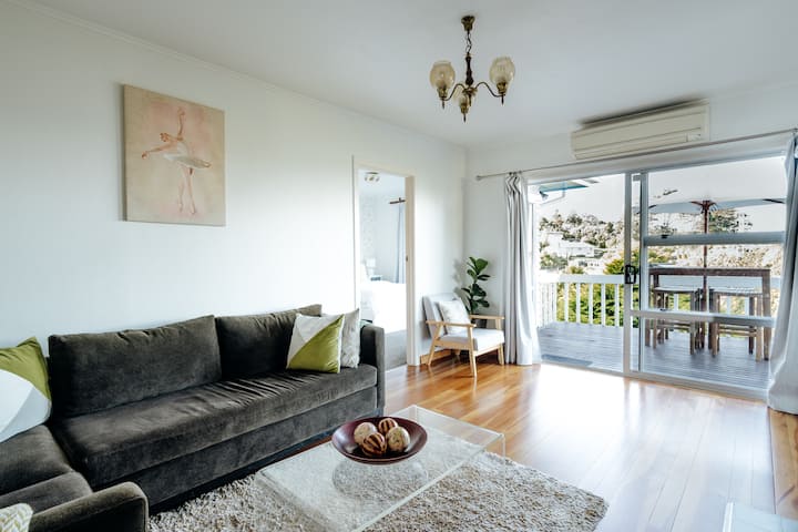 Experience The Magic Of Auckland Autumn - Auckland