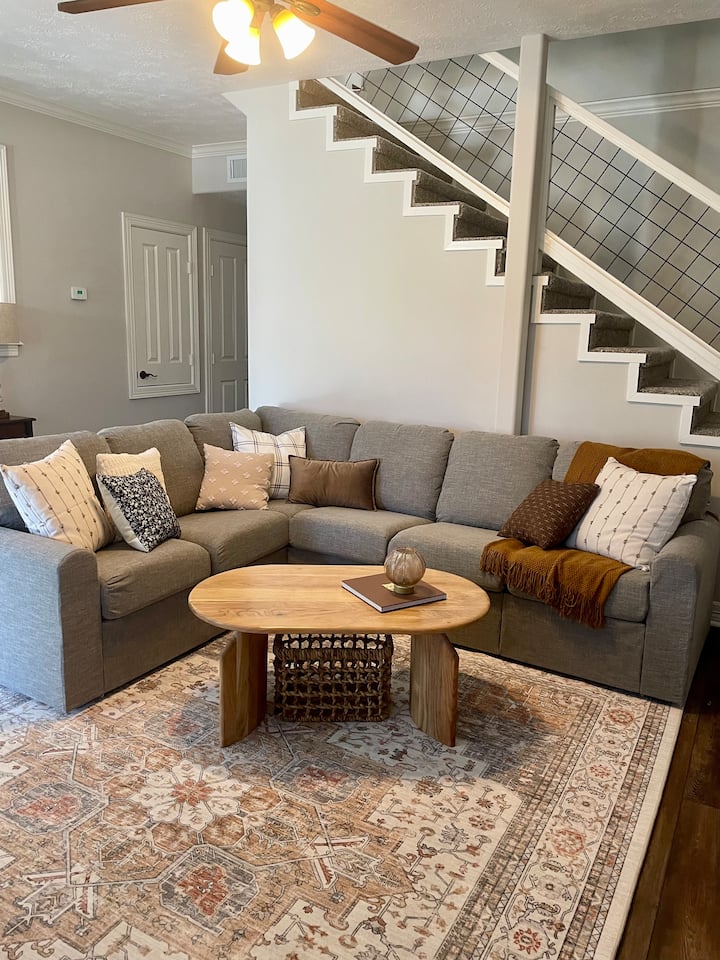 Fire Pit + 3 Bedrooms + Walk To Downtown Brenham! - Brenham, TX
