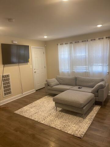 3Br 35 min NYC &7 min to Newark airport (2family gallery image 2