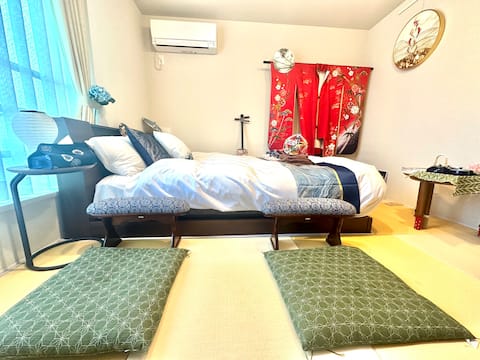 Traditional Japanese Style Room in Central Tokyo