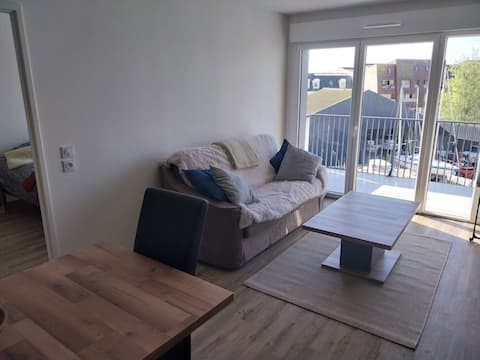 Top performing Airbnb: Very relaxing 2 bedroom apartment. in Courseulles Sur Mer