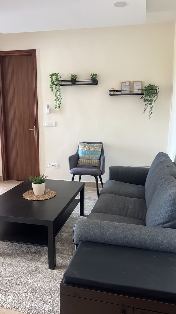 Hill Views | Modern Comfort | Brand New Apartment - Haridwar