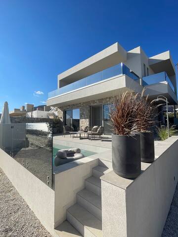 Luxury Villa Asana gallery image 5