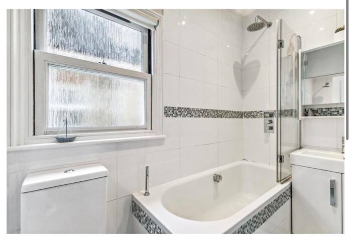 Wimbledon Tennis Stay – Close to Courts gallery image 5