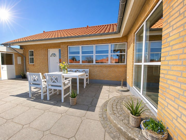 Spend Your Holiday In A Large, Modern Villa 020278 - Skagen