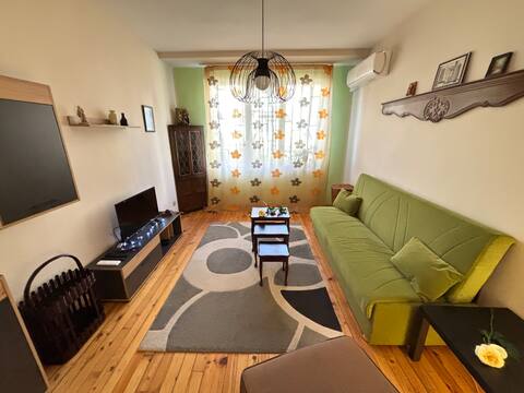 Popular Airbnb listing: style in aristocratic Lozenets in Лозенец