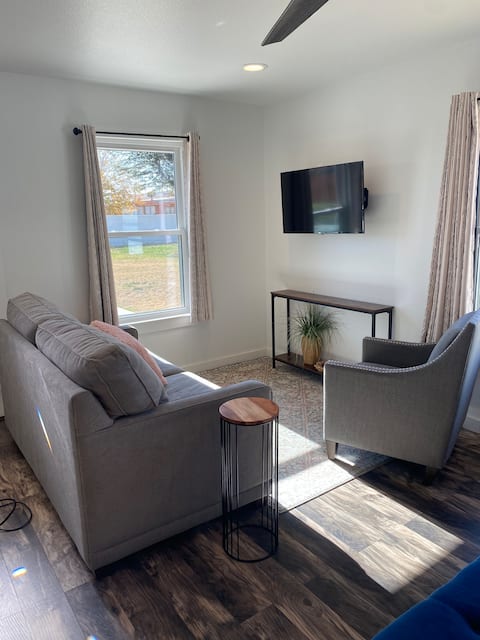 Successful Airbnb property: The Little House in Midland