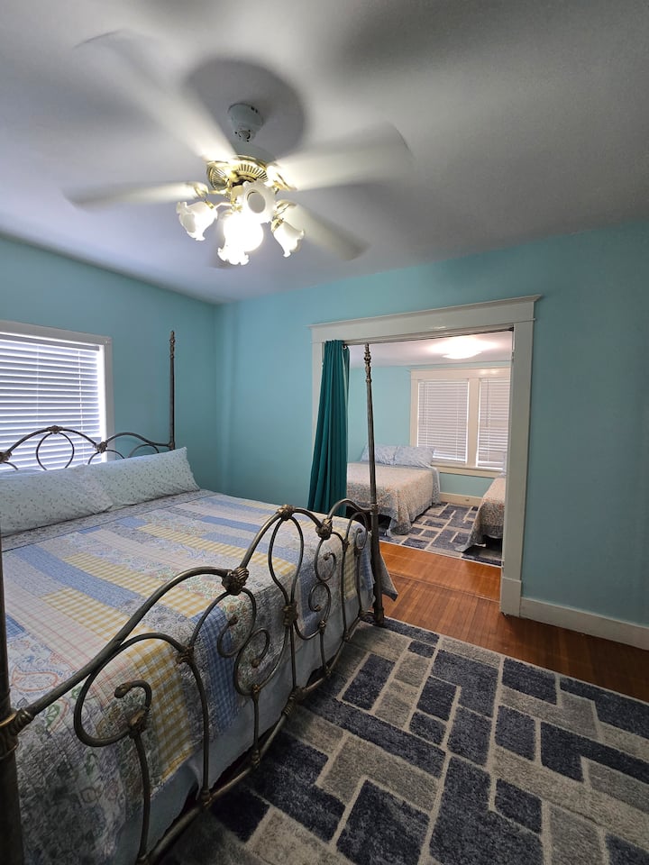 privacy curtain between bedroom and sitting room bedroom