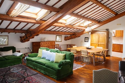 Top Airbnb: HT® - Poet's House in the heart of Padua a Padova
