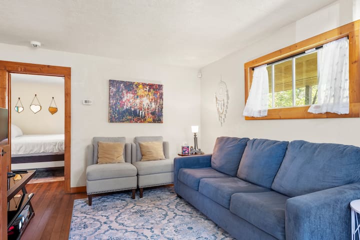 Cozy 2-bed 2-bath, Close To Hot Pools - Lava Hot Springs, ID