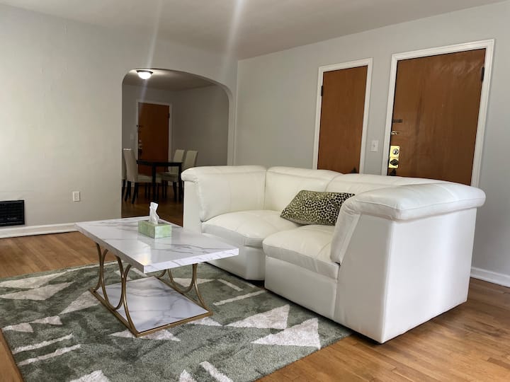 Affordable 1 Bedroom Apt. Near I-70, 270, Downtown - Columbus, OH