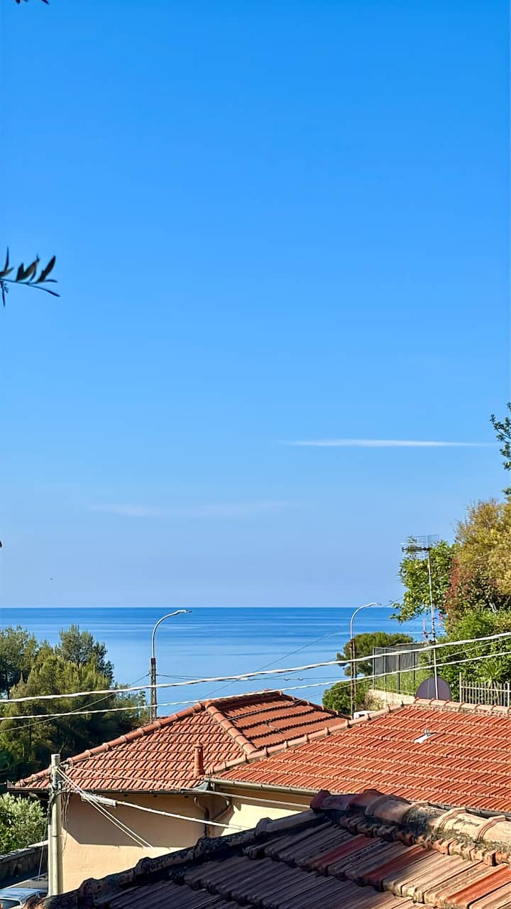 Casa Dolce Far Niente
500 Metri Dalla Spiaggia - Taggia
