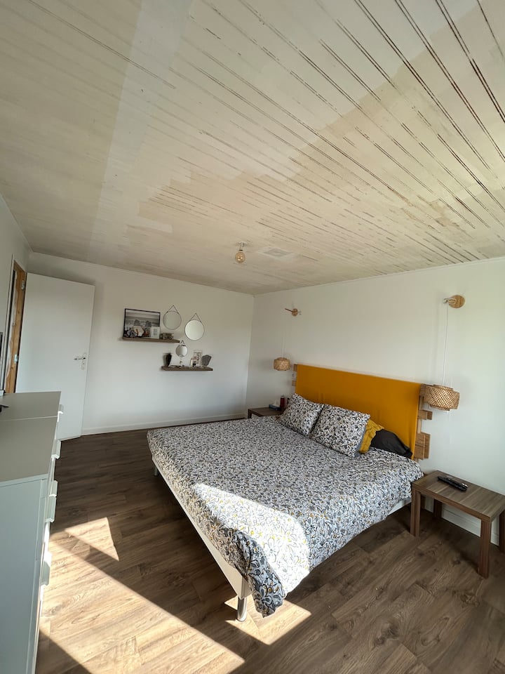 საძინებელი 1