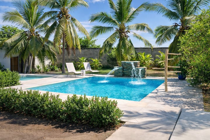 Solo Para Dos · Piscina Privada · Playa Monterrico - Guatemala
