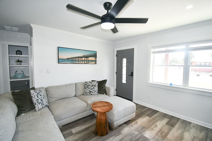 Spacious 4br Luxury Retreat | Fort Walton Beach - Mary Esther, FL