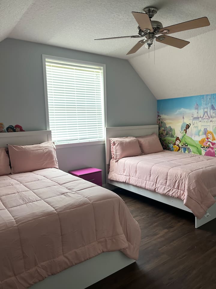 Bedroom 5