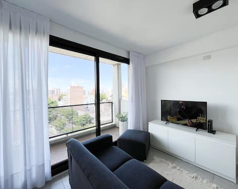 Propiedad de Airbnb exitosa: Spacious/bright/close to everything. en Rosario