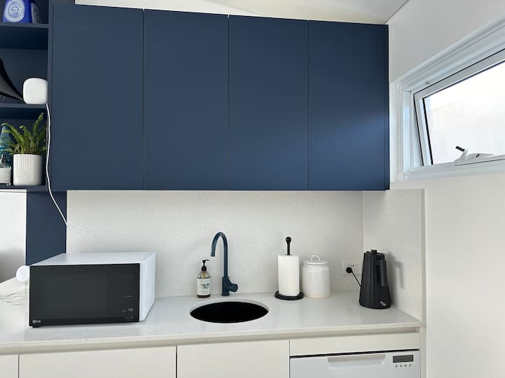 Leederville New Studio Apartment Private Space - Perth