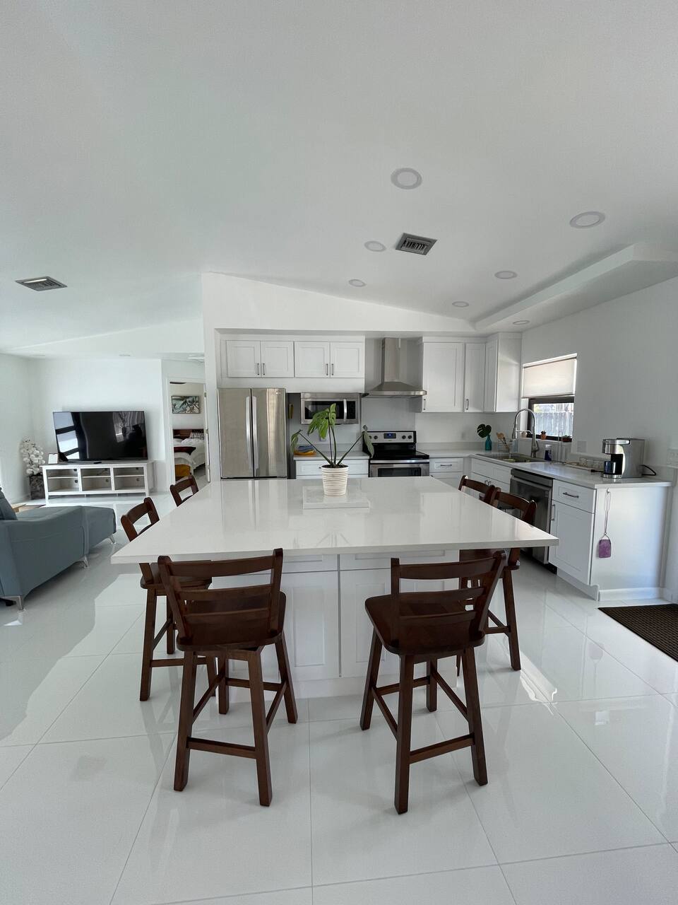Picture of Boynton Beach Furnished Monthly Rentals and Extended Stays | Airbnb