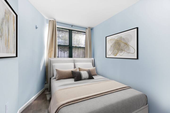 Lovely Manhattan apartment sleeps 9 gallery image 5