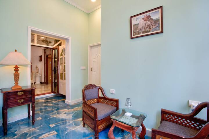 Living room image 8
