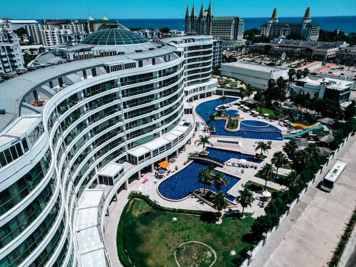 Elegant Residence Complex Best Of All S14 - Kundu