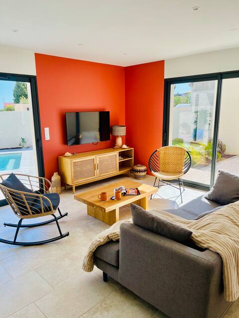 Maison Gabrielle, family relaxation with pool