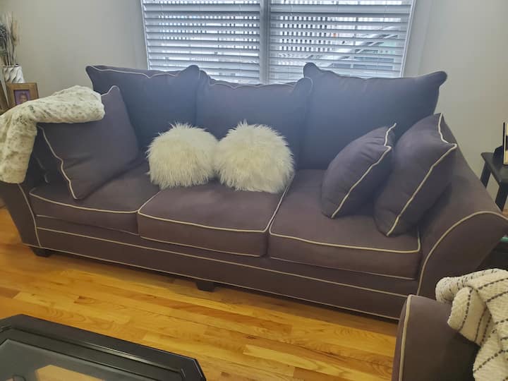 Cozy Queen Gem - Stamford, CT