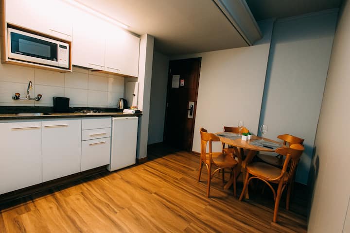 Eco Stay - 2 Quartos - 603 C/ Garagem - Curitiba