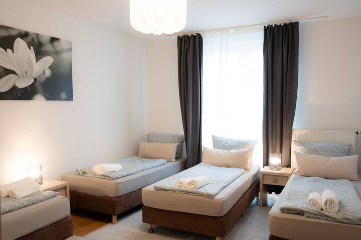 City Center Berlin Mitte 2122 “URBAN FLATS Berlin” gallery image 4