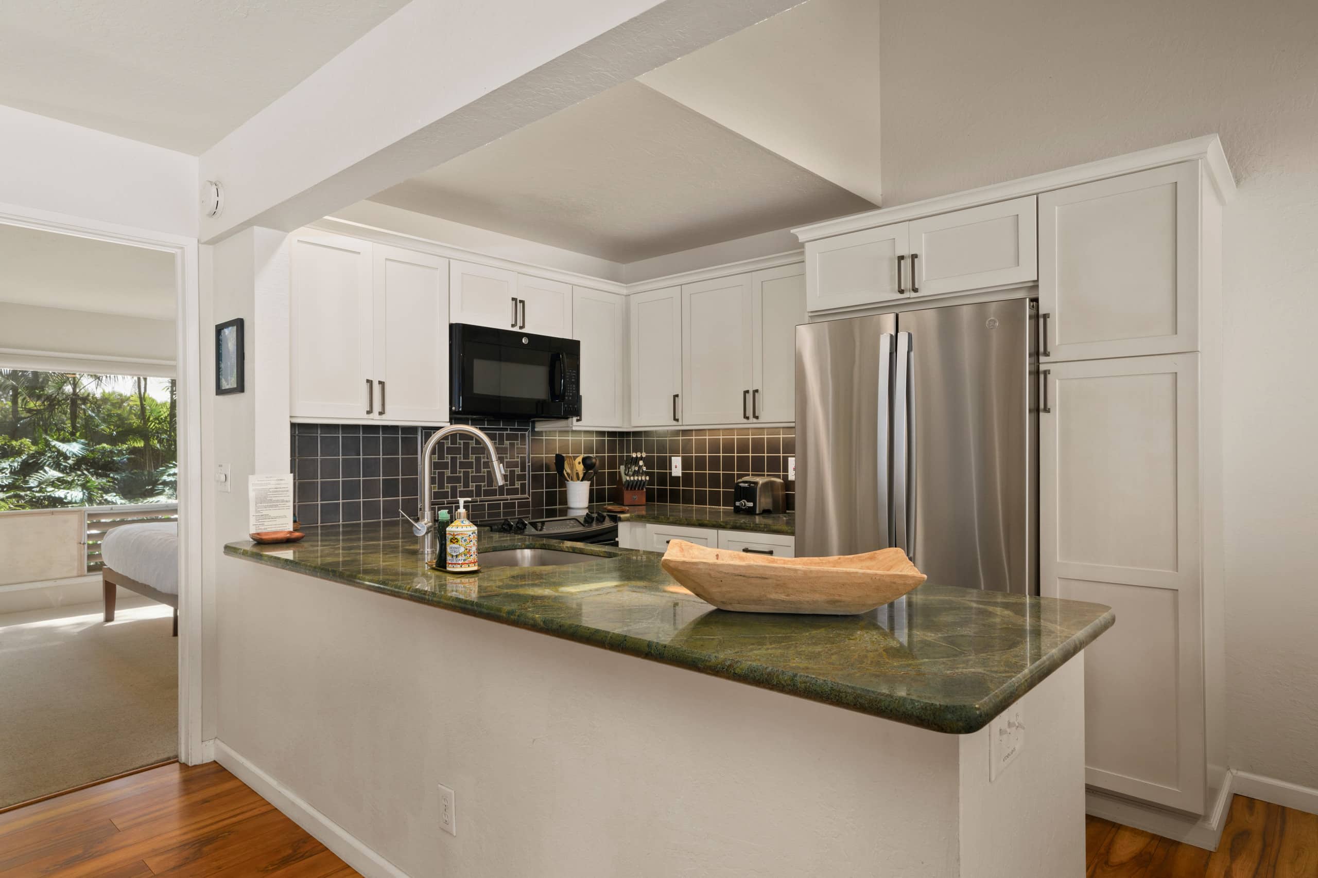 Breathtaking view - 2bd 2ba - AC - Image 6