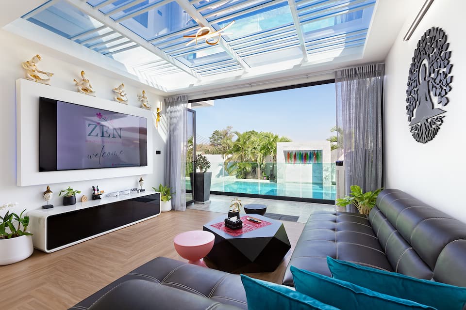 A white tropical villa near Nai Harn beach, Rawai, Phuket, Thailand, photo 3 of 10