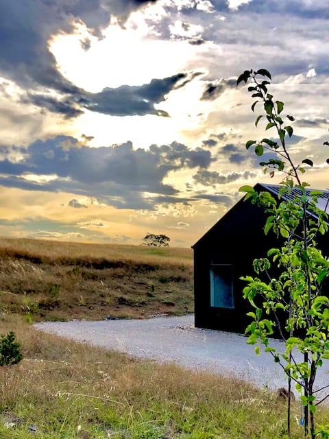 Fox Trot Farm Stay, 20mins from Canberra cbd