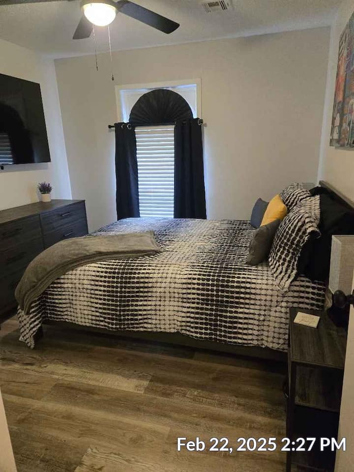 საძინებელი 1