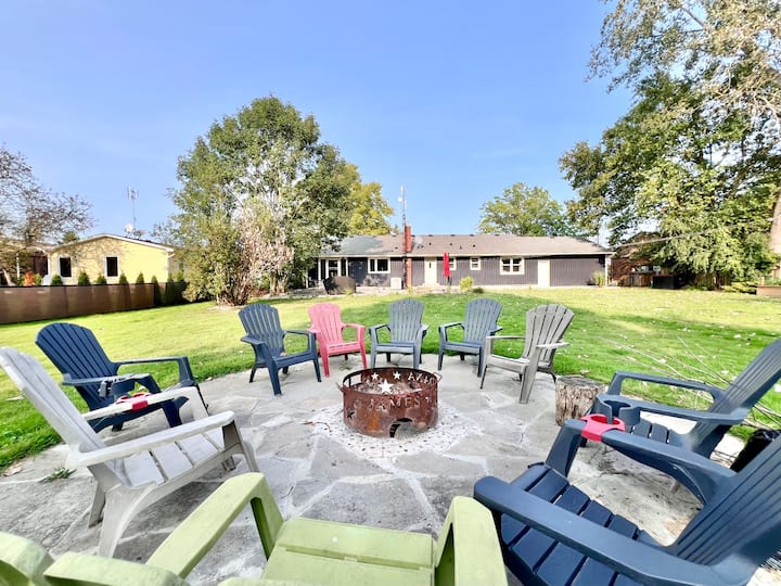 Cozy 3bd Niagara River Retreat/ Waterfront View - Niagara Falls
