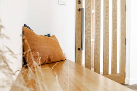 Top Airbnb: Discover - Ebenezer Bicheno in Bicheno